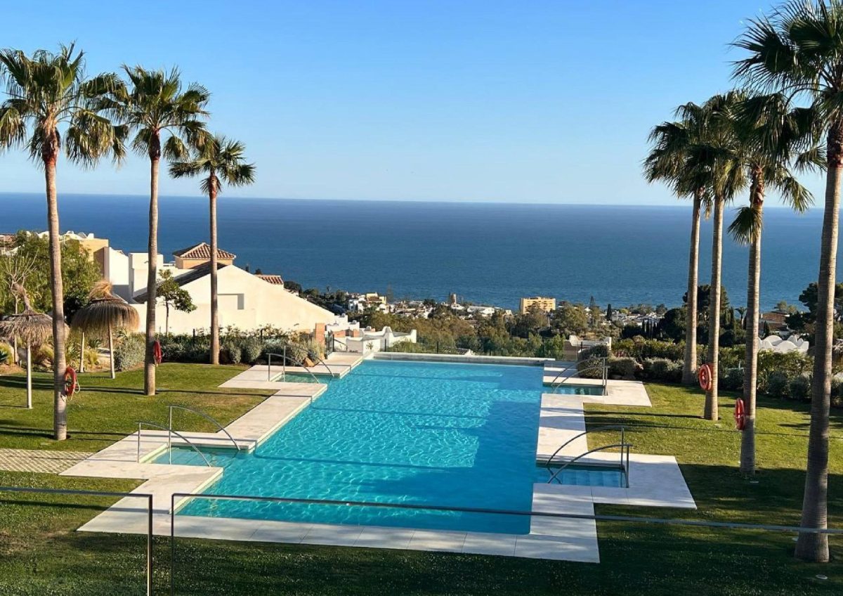 Villa moderna con vistas panorámicas en Torremuelle — Foto 19