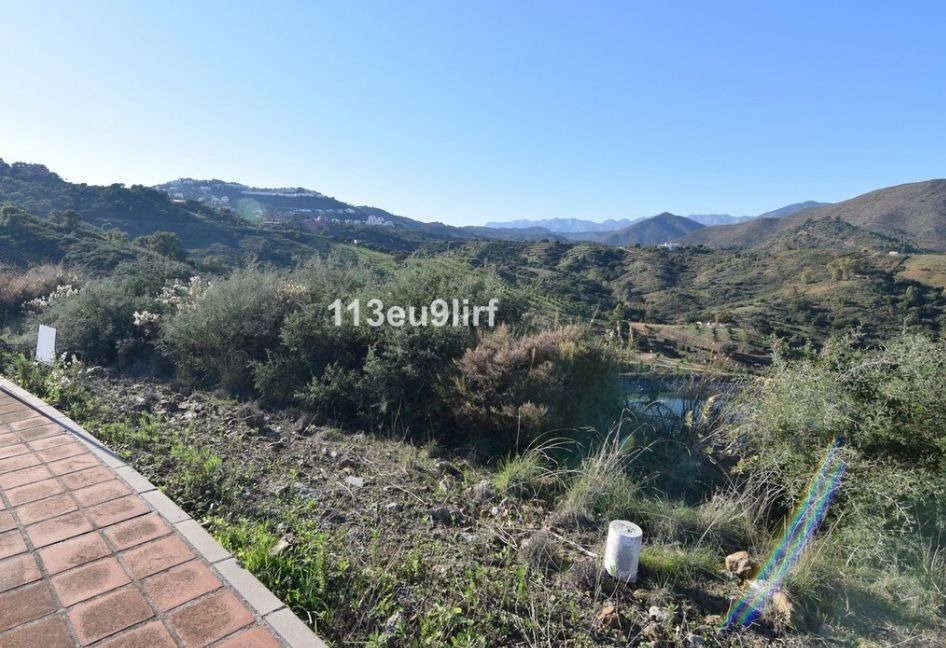 Parcelas exclusivas en zona residencial junto al gol y la Cala de Mijas — Foto 4