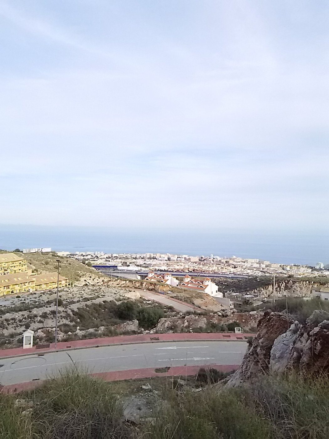 Parcela urbana en Benalmádena con increíbles vistas al mar — Foto 3