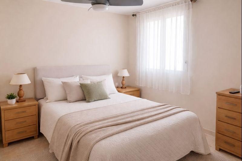 PISO EN EDIFICIO CON ENCANTO, CENTRO DE FUENGIROLA. A UN PASO DE TODOS LOS SERVICIOS. — Foto 15