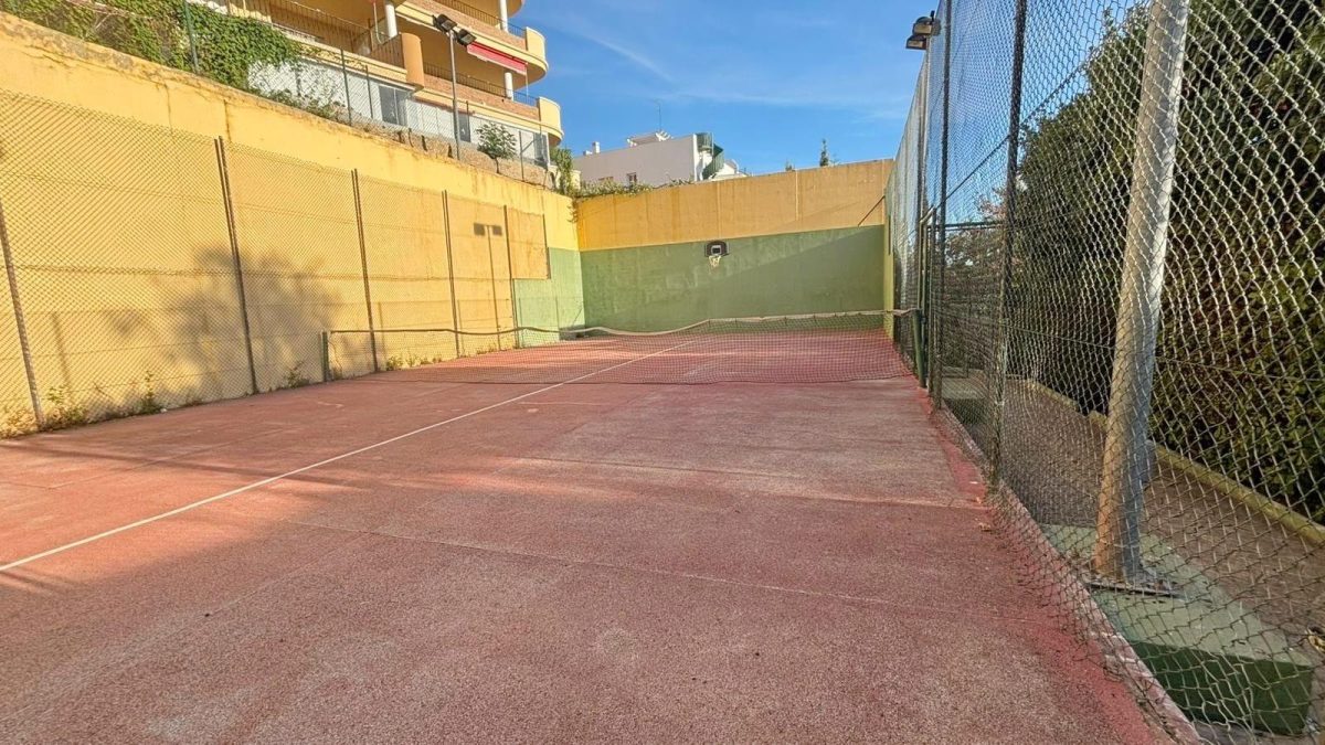 Vive el Sueño Mediterráneo: Sol, Golf y Mar en Riviera del Sol (Mijas) — Foto 8