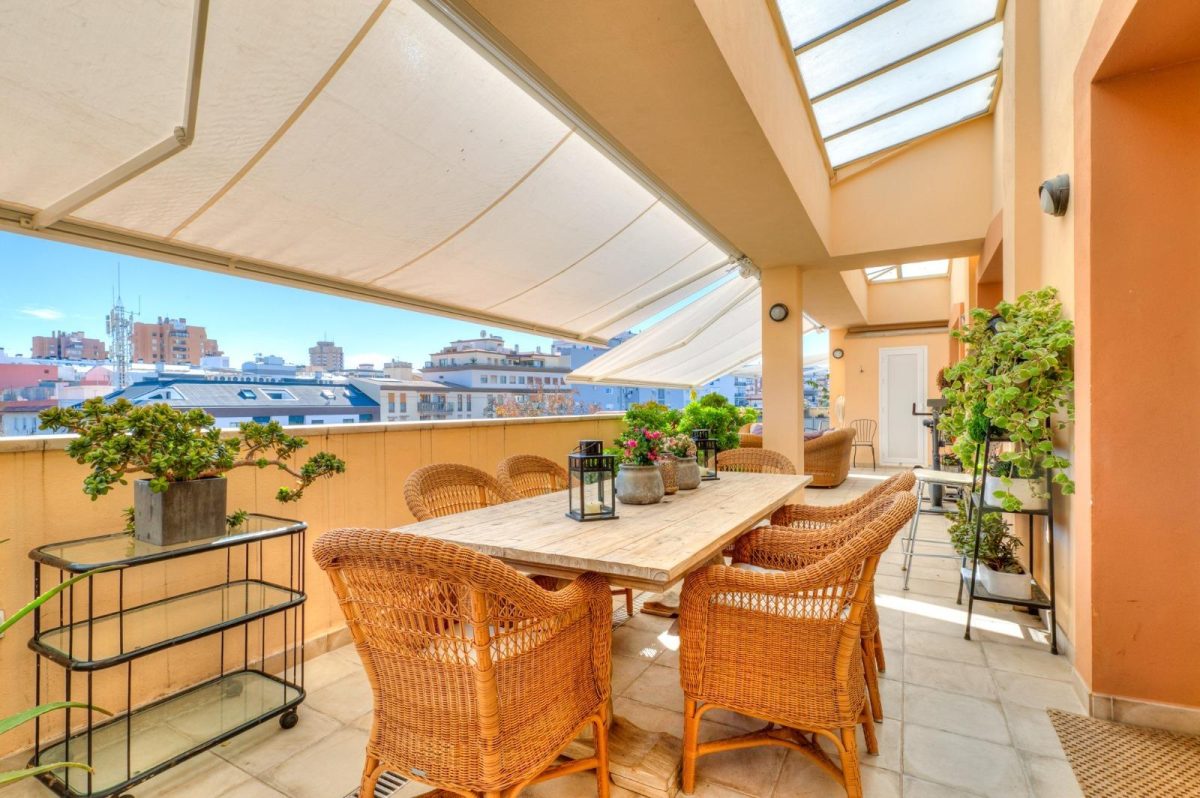 Ático de lujo en el corazón de Fuengirola con espectacular terraza — Foto 4