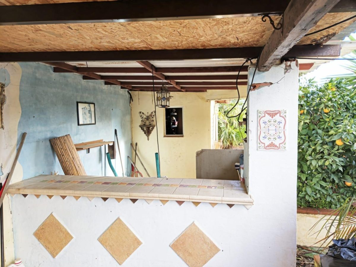 Chalet rústico legalizado con autosuficiencia energética en Cártama – naturaleza, independencia y conexión con Málaga — Foto 21