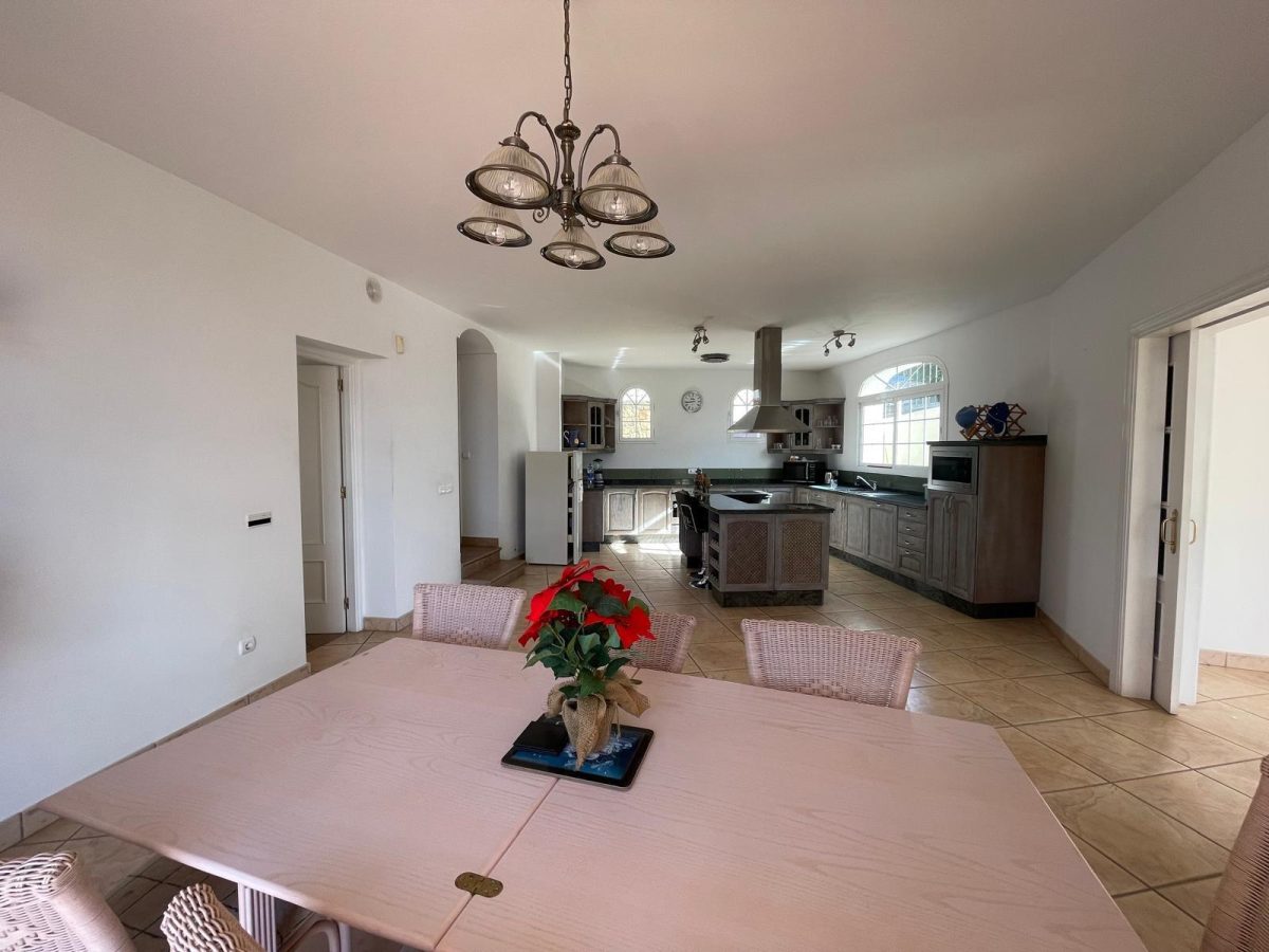 Exclusiva villa en Mijas Golf con vistas a la montaña y piscina privada — Foto 16