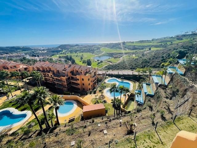 Exclusivo piso con vistas al mar y al golf en Calanova Golf — Foto 10