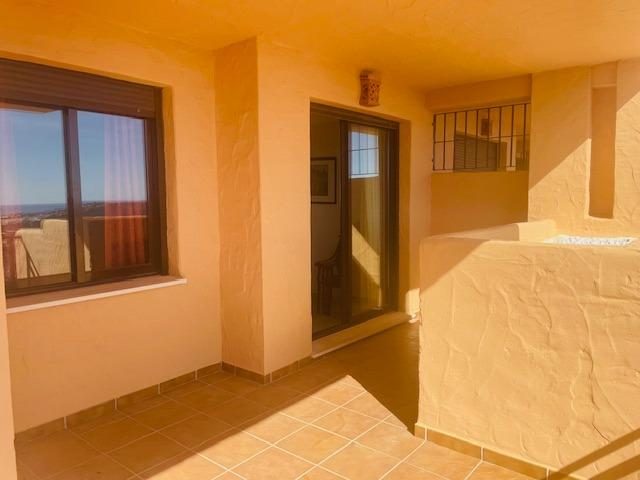 Exclusivo piso con vistas al mar y al golf en Calanova Golf — Foto 9