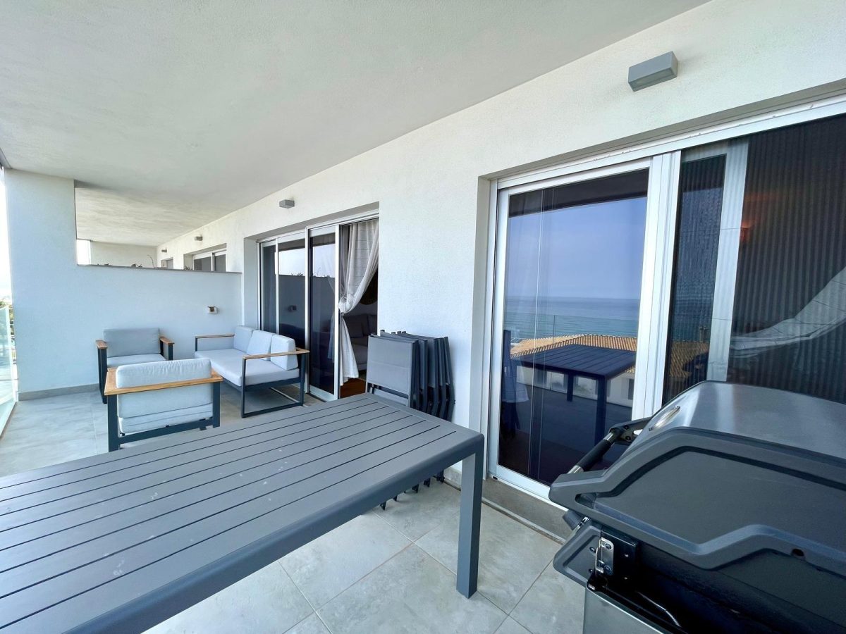 Apartamento con terraza y espectaculares vistas al mar en Mijas Costa — Foto 17