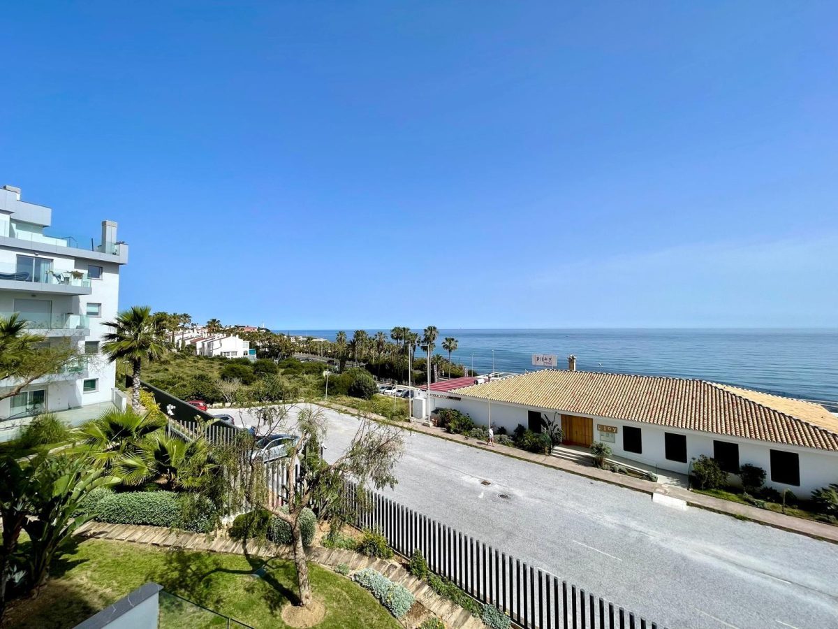 Apartamento con terraza y espectaculares vistas al mar en Mijas Costa — Foto 6