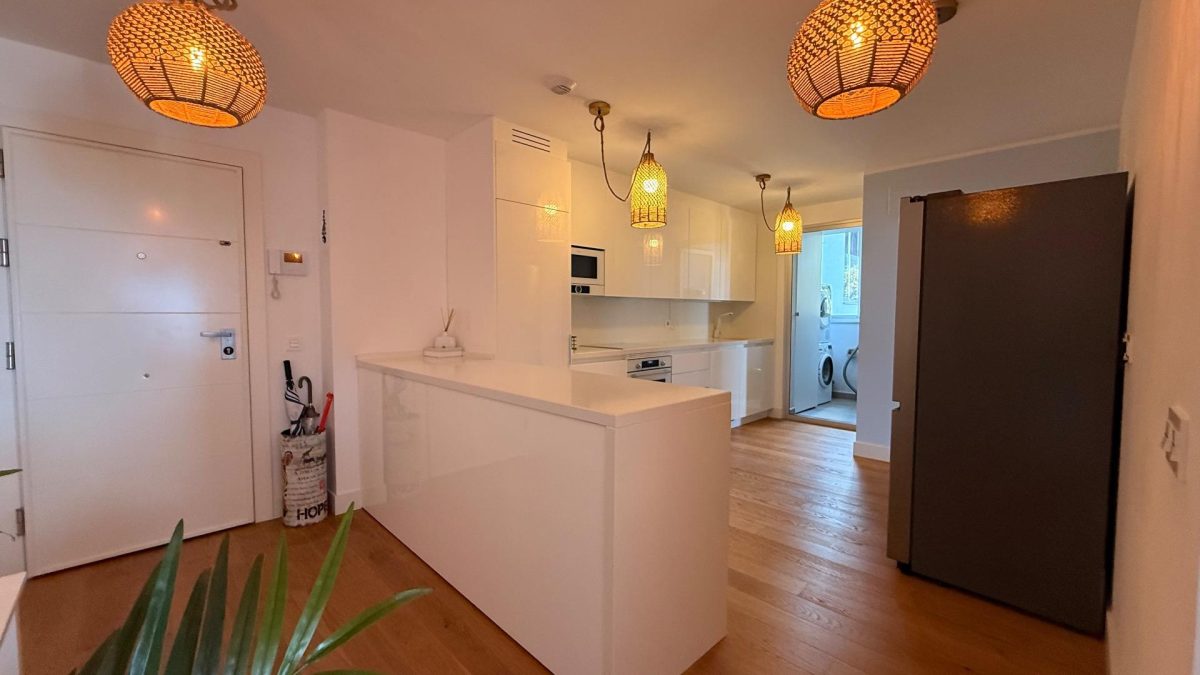 Apartamento con terraza y espectaculares vistas al mar en Mijas Costa — Foto 9