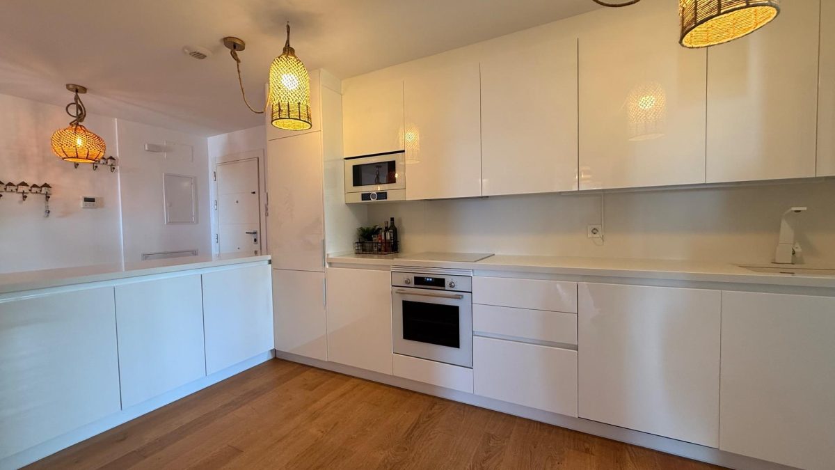 Apartamento con terraza y espectaculares vistas al mar en Mijas Costa — Foto 10