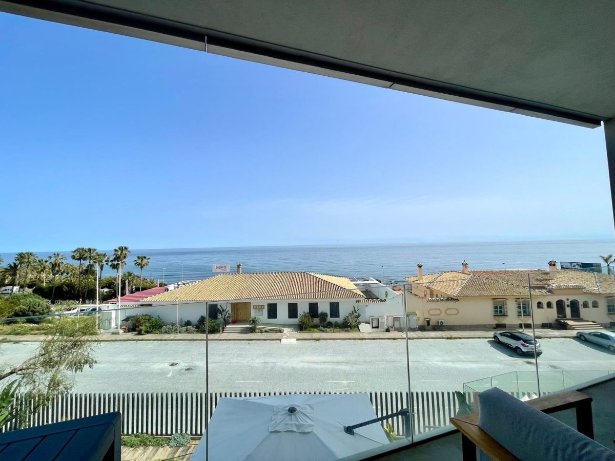 Apartamento con terraza y espectaculares vistas al mar en Mijas Costa — Foto 21