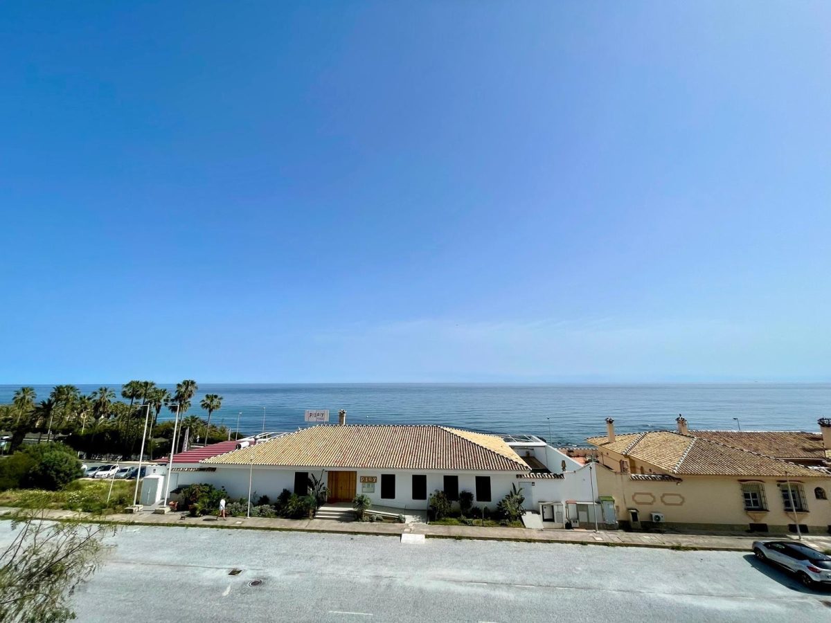 Apartamento con terraza y espectaculares vistas al mar en Mijas Costa — Foto 22
