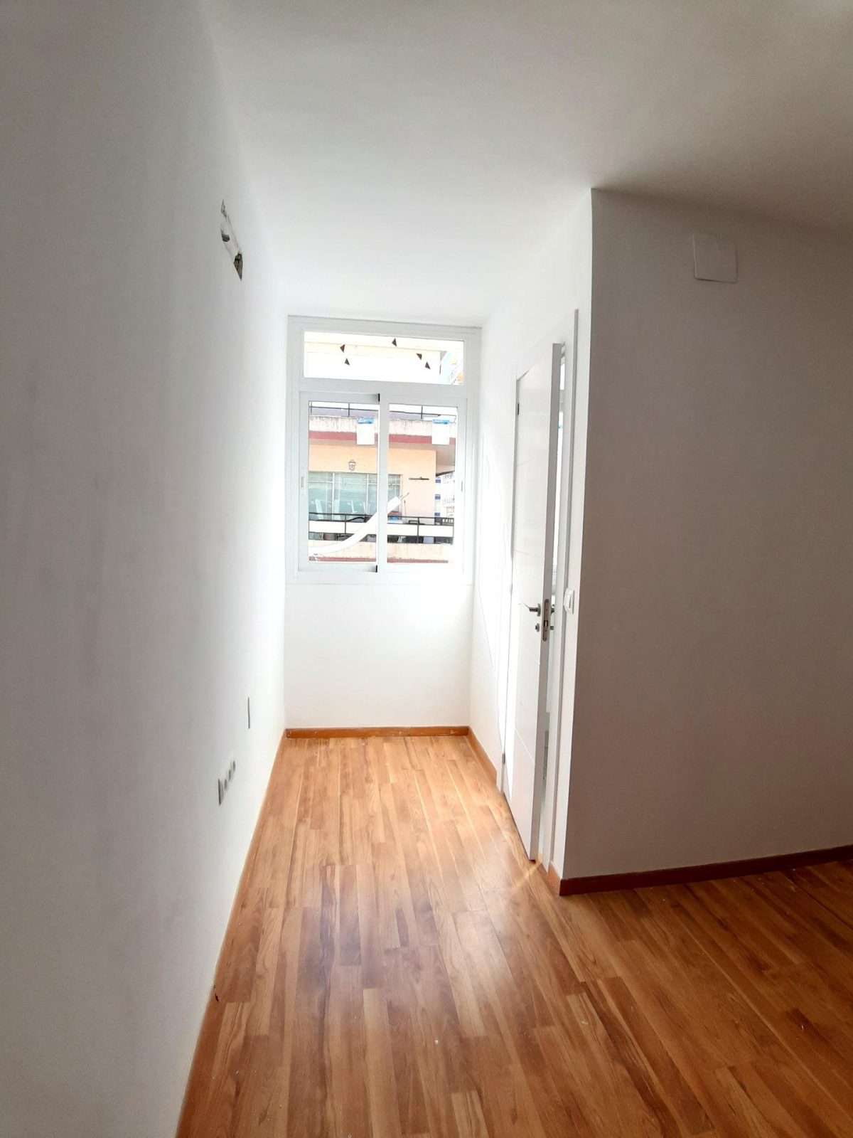 PISO REFORMADO EN EL CENTRO DE FUENGIROLA – A 300 M DE LA PLAYA — Foto 21