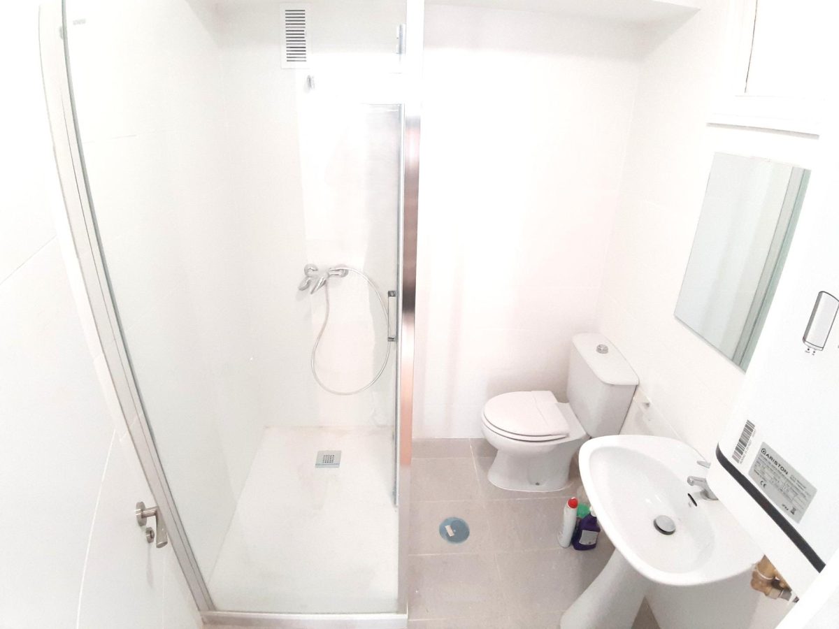 PISO REFORMADO EN EL CENTRO DE FUENGIROLA – A 300 M DE LA PLAYA — Foto 19