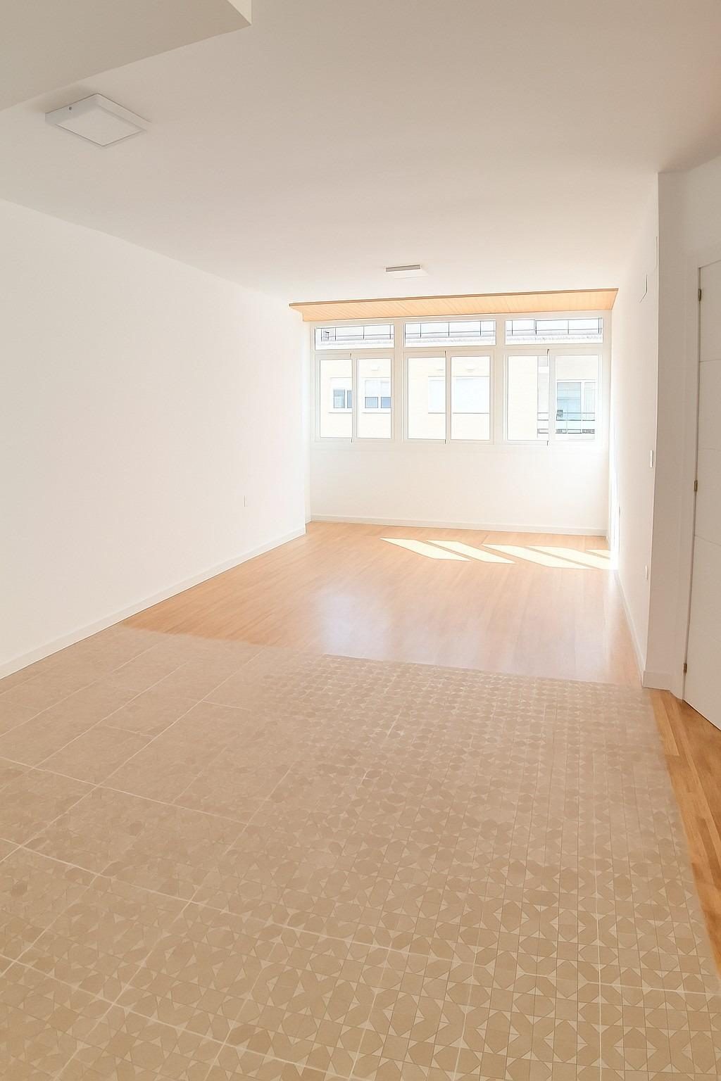 PISO REFORMADO EN EL CENTRO DE FUENGIROLA – A 300 M DE LA PLAYA — Foto 3
