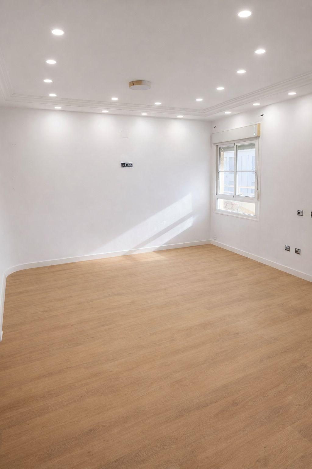 Exclusivo ático dúplex en El Pinillo – Espacio, luz y tranquilidad — Foto 7