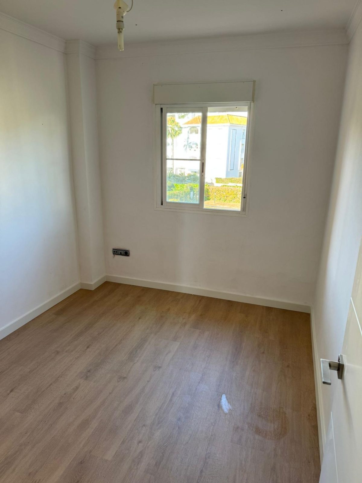 Exclusivo ático dúplex en El Pinillo – Espacio, luz y tranquilidad — Foto 11