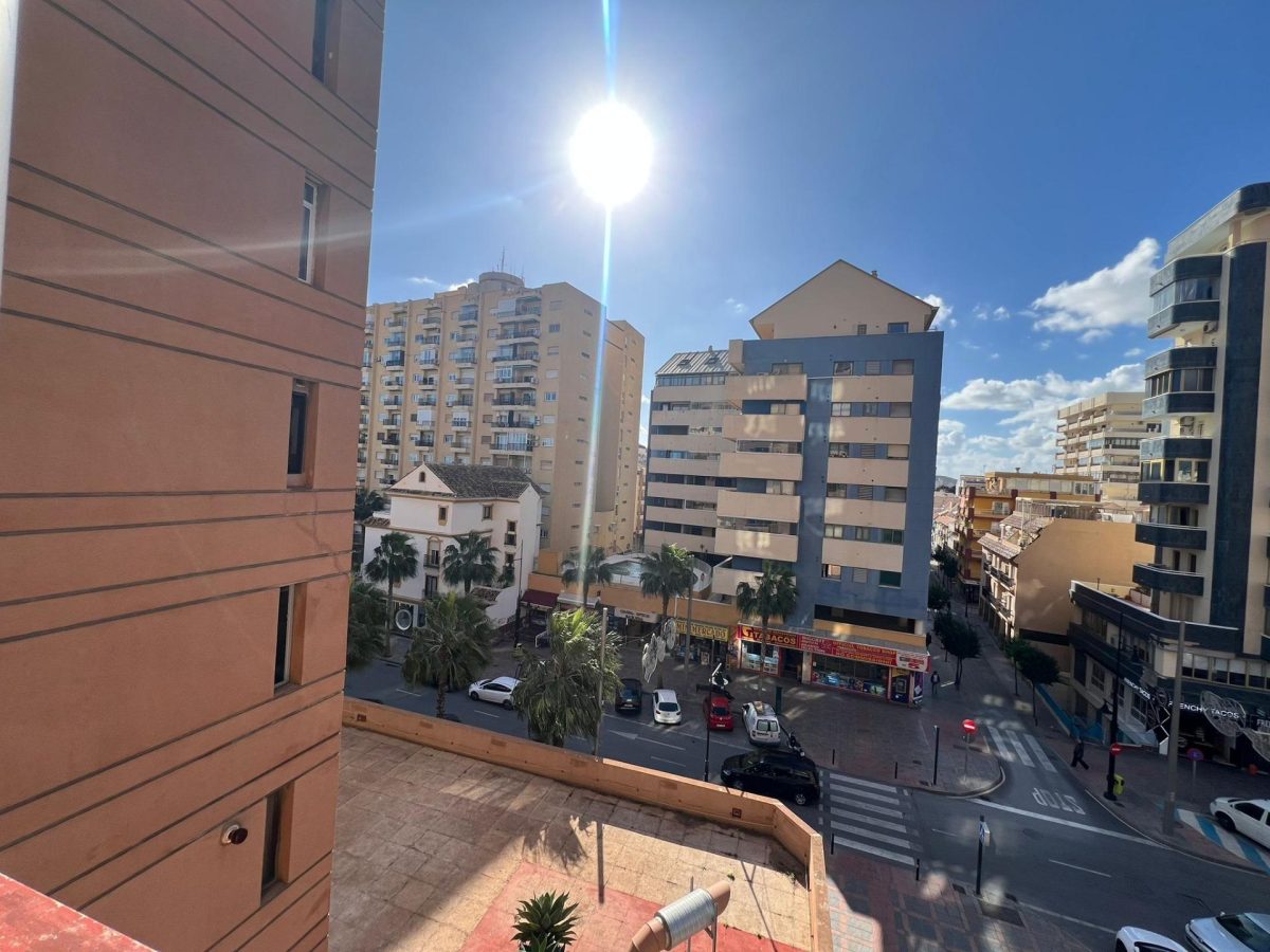 Alquiler HASTA JUNIO en pleno centro de Fuengirola — Foto 4