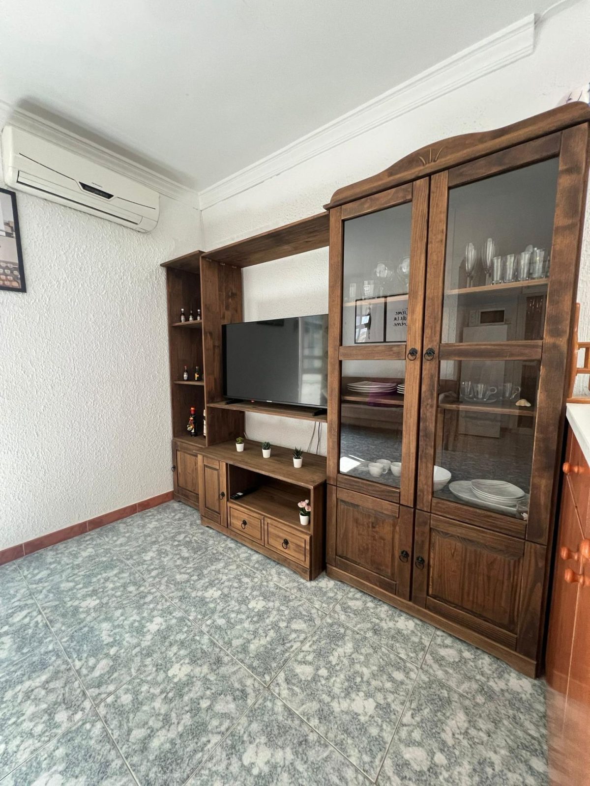 Alquiler HASTA JUNIO en pleno centro de Fuengirola — Foto 12