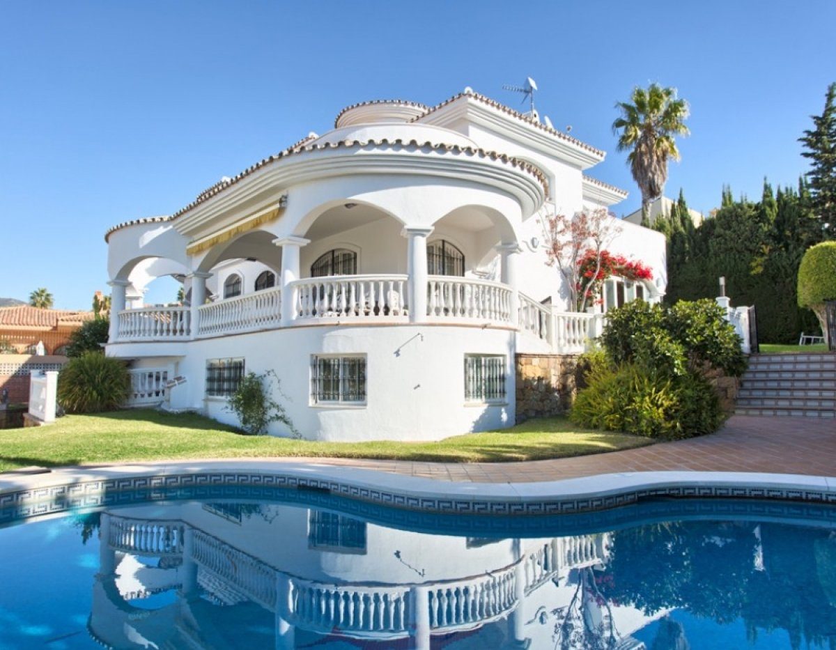 Villa de lujo en Torrequebrada, Benalmadena Costa en venta. 4 dormitorios, 3 baños. — Foto 3