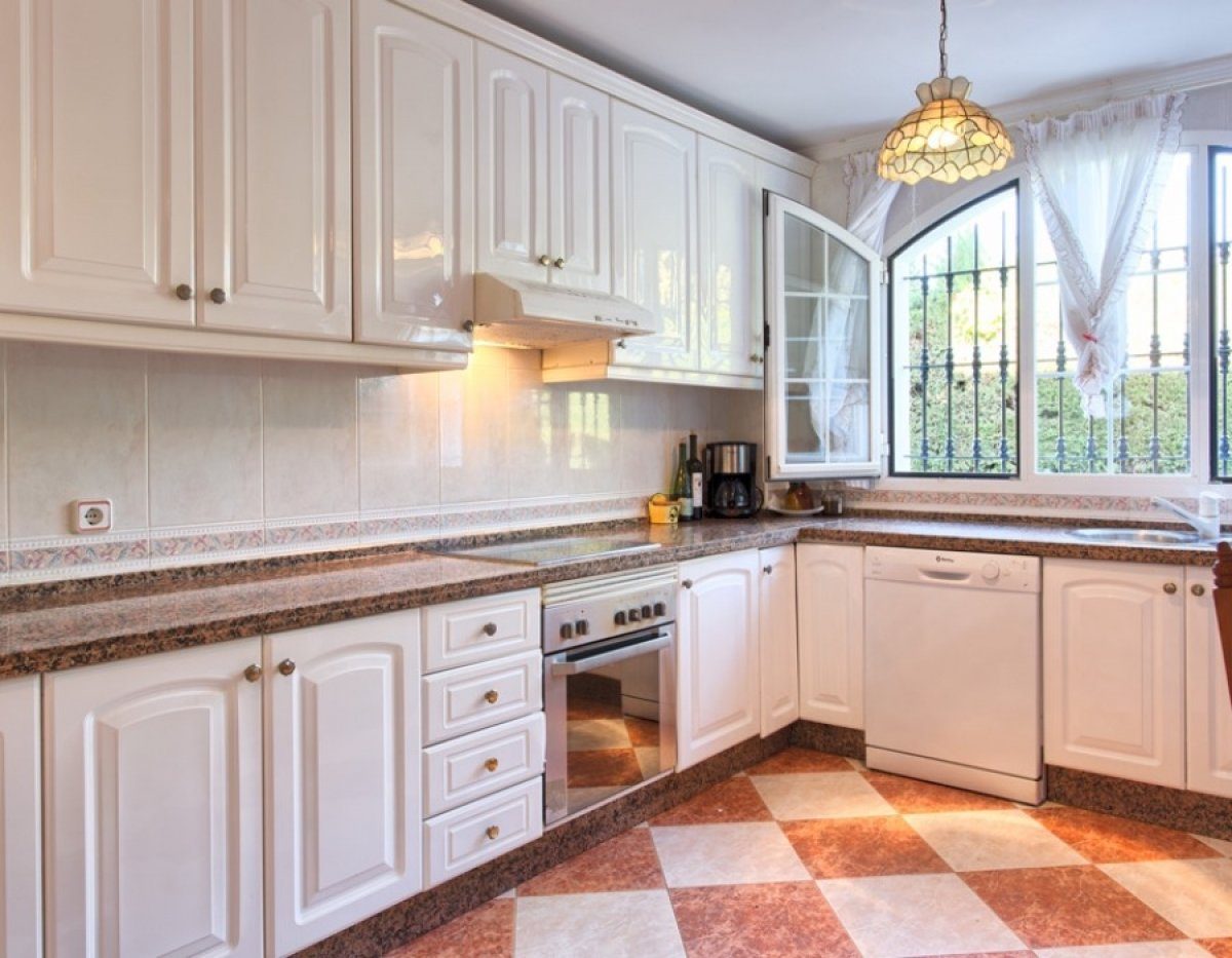 Villa de lujo en Torrequebrada, Benalmadena Costa en venta. 4 dormitorios, 3 baños. — Foto 14