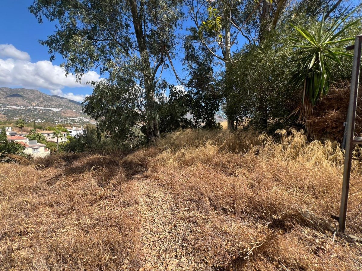 Parcela con Proyecto y Licencia: Villa de Diseño con Vistas Panorámicas al Mar y la Sierra de Mijas — Foto 18