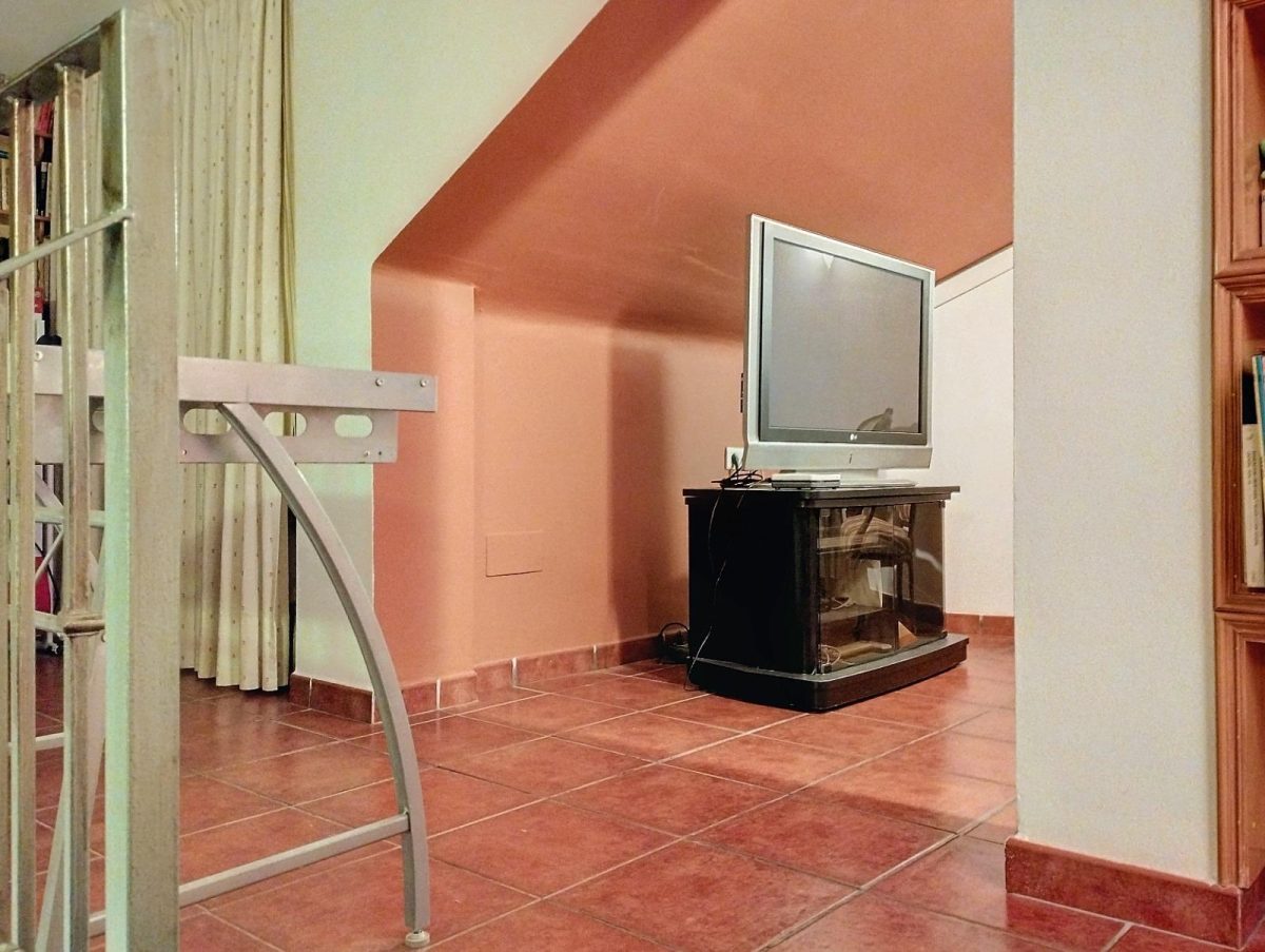 Chalet Pareado en Esquina en La Sierrezuela – Tranquilidad, Espacio y Conectividad — Foto 24