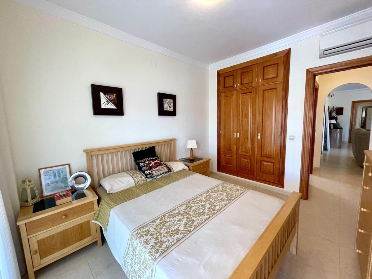 Ático en Venta en La Cala Hills, Mijas – ¡Sol, Espacio y Confort Todo el Año! — Foto 27