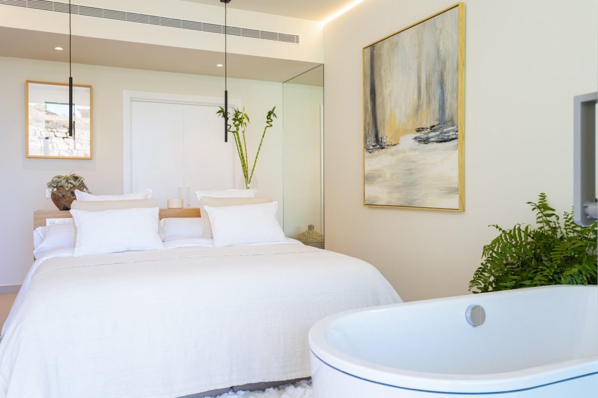 MARAVILLOSA GARDEN VILLA DE LUJO CON 3 DORMITORIOS Y 3 BAÑOS — Foto 3