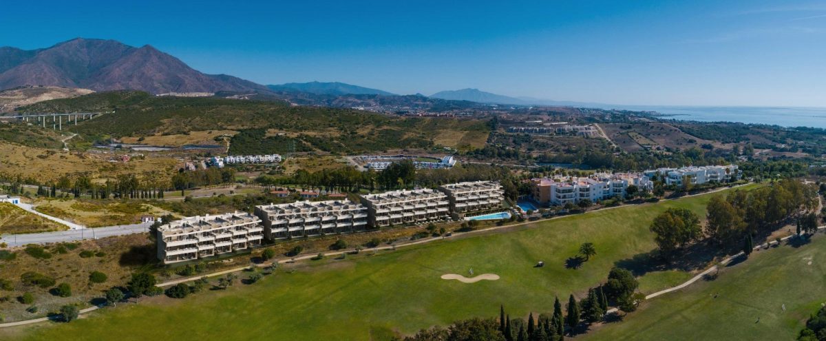 Apartamento de 3 dormitorios y 2 baños cerca de Estepona Golf — Foto 18