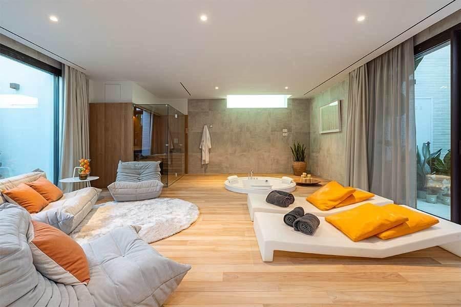 Lujosa Villa de 2 plantas, 4 dormitorios y 3 baños en Higuerón — Foto 5
