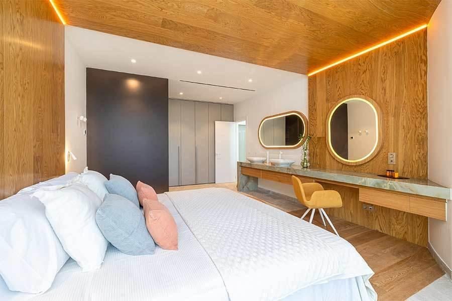 Lujosa Villa de 2 plantas, 4 dormitorios y 3 baños en Higuerón — Foto 17