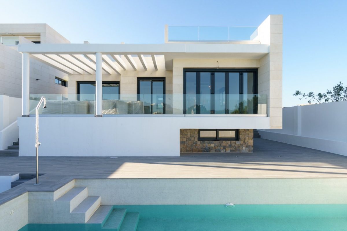 4 ultimas unidades de 10 villas modernas, con varios diseños diferentes, en 1º línea de golf — Foto 4
