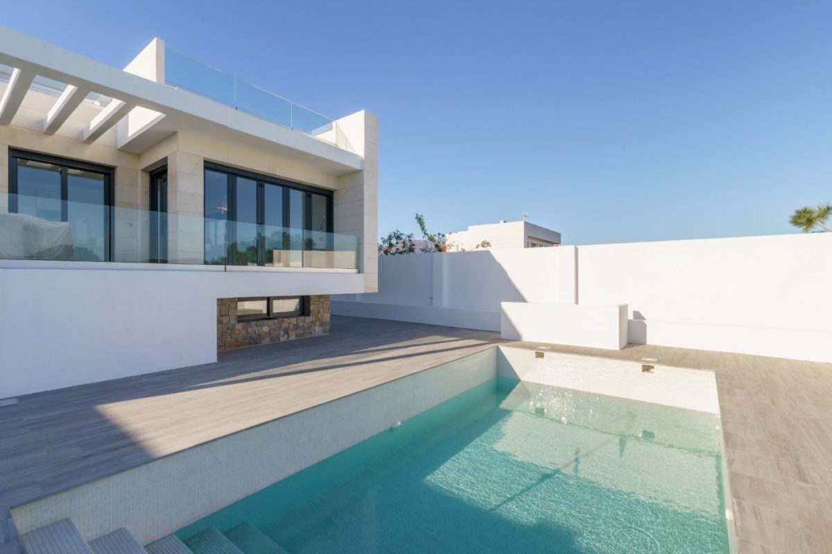 4 ultimas unidades de 10 villas modernas, con varios diseños diferentes, en 1º línea de golf — Foto 12