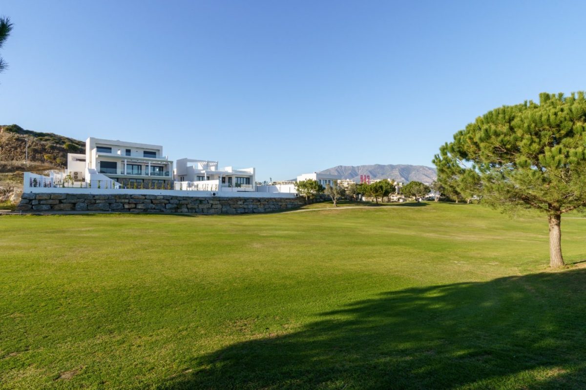 4 ultimas unidades de 10 villas modernas, con varios diseños diferentes, en 1º línea de golf — Foto 28