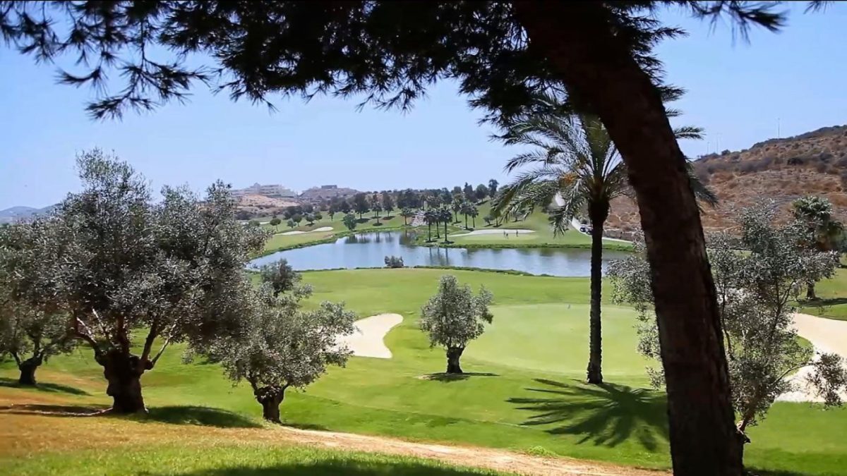 4 ultimas unidades de 10 villas modernas, con varios diseños diferentes, en 1º línea de golf — Foto 22