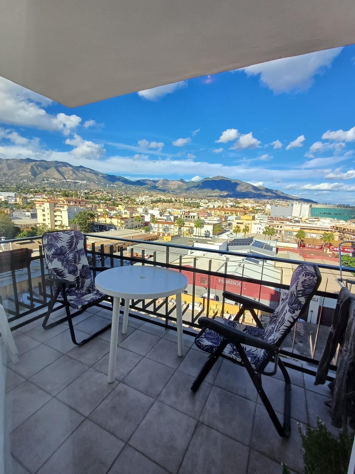 ¡Descubre tu nuevo hogar en Las Lagunas de Mijas! — Foto 1