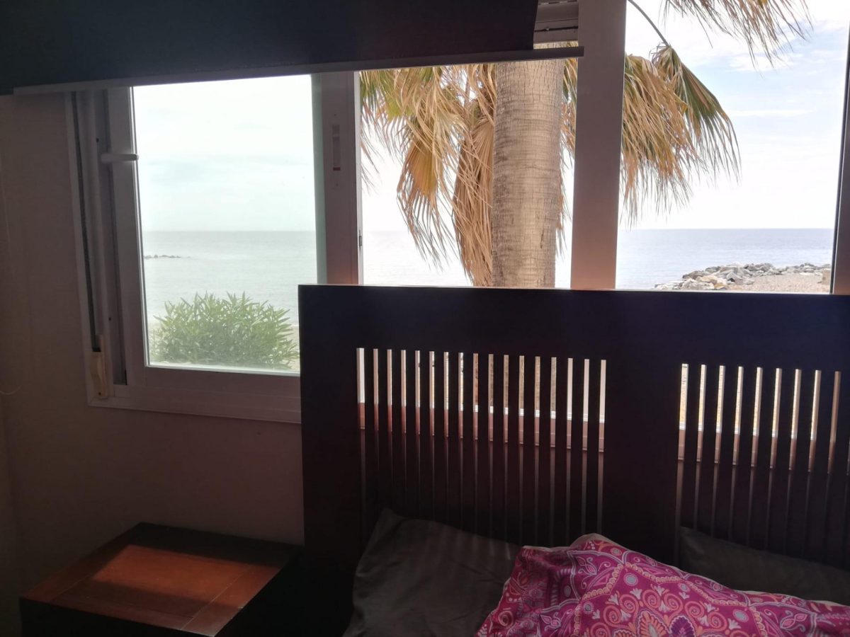 Piso en la mismísima playa en Torremuelle — Foto 10