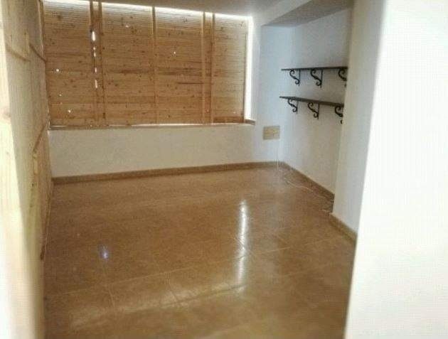 Local en zona comercial de Coín — Foto 1