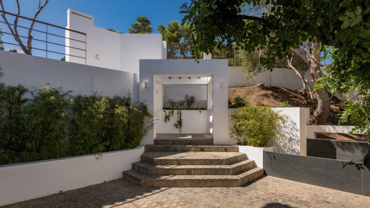Marbella- Moderna Villa con vistas panorámicas al Mar, Gibraltar y Norte de Africa — Foto 5