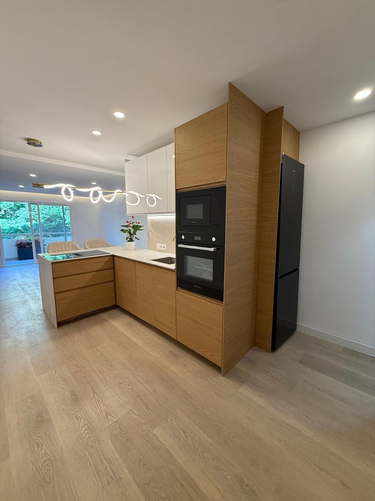Piso totalmente renovado en zona residencial tranquila — Fuengirola — Foto 6