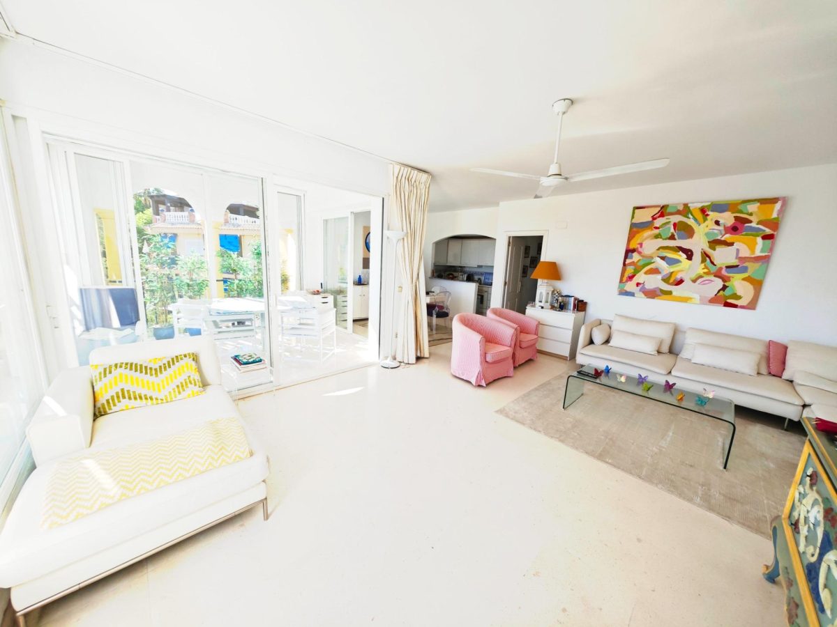 Magnifico apartamento con vistas increíbles en Mijas Golf. — Foto 2