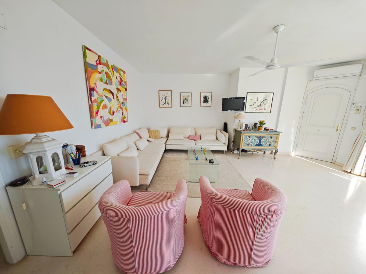 Magnifico apartamento con vistas increíbles en Mijas Golf. — Foto 9