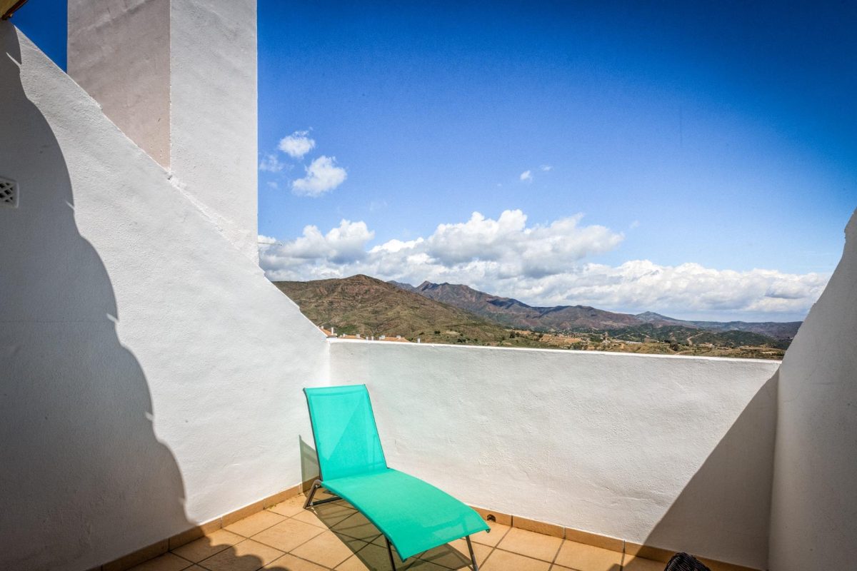 Adosado 3 Dorm. con Vistas al Golf en La Cala – Jardín Privado y Piscina — Foto 18