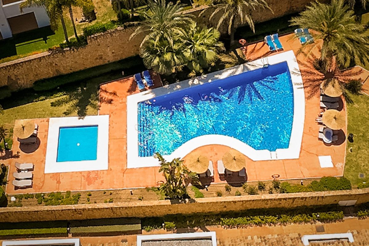 Adosado 3 Dorm. con Vistas al Golf en La Cala – Jardín Privado y Piscina — Foto 21