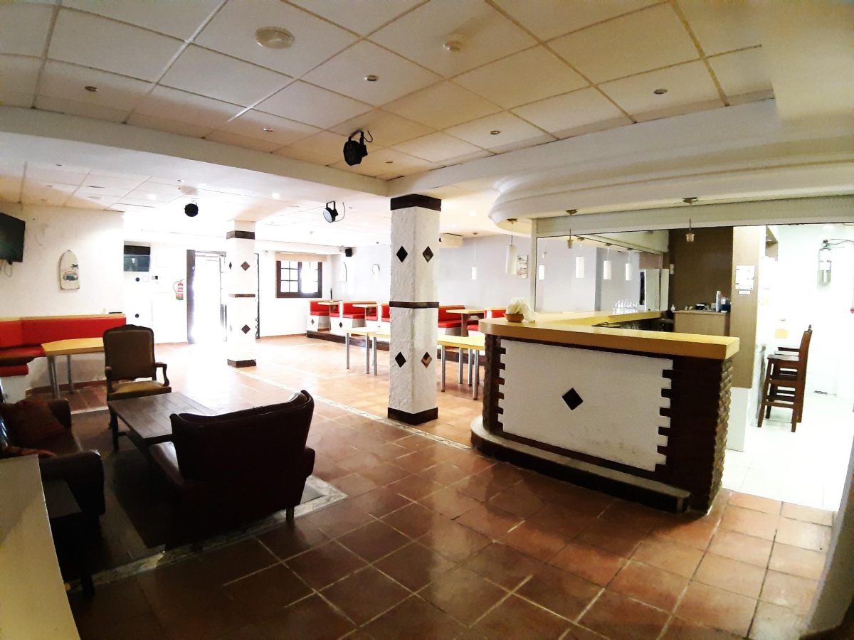 Amplio Local Comercial de 600 m² en Ubicación Estratégica de Calahonda Baja — Foto 6