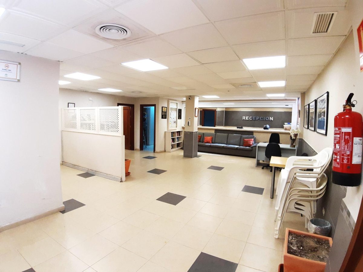 Amplio Local Comercial de 600 m² en Ubicación Estratégica de Calahonda Baja — Foto 14