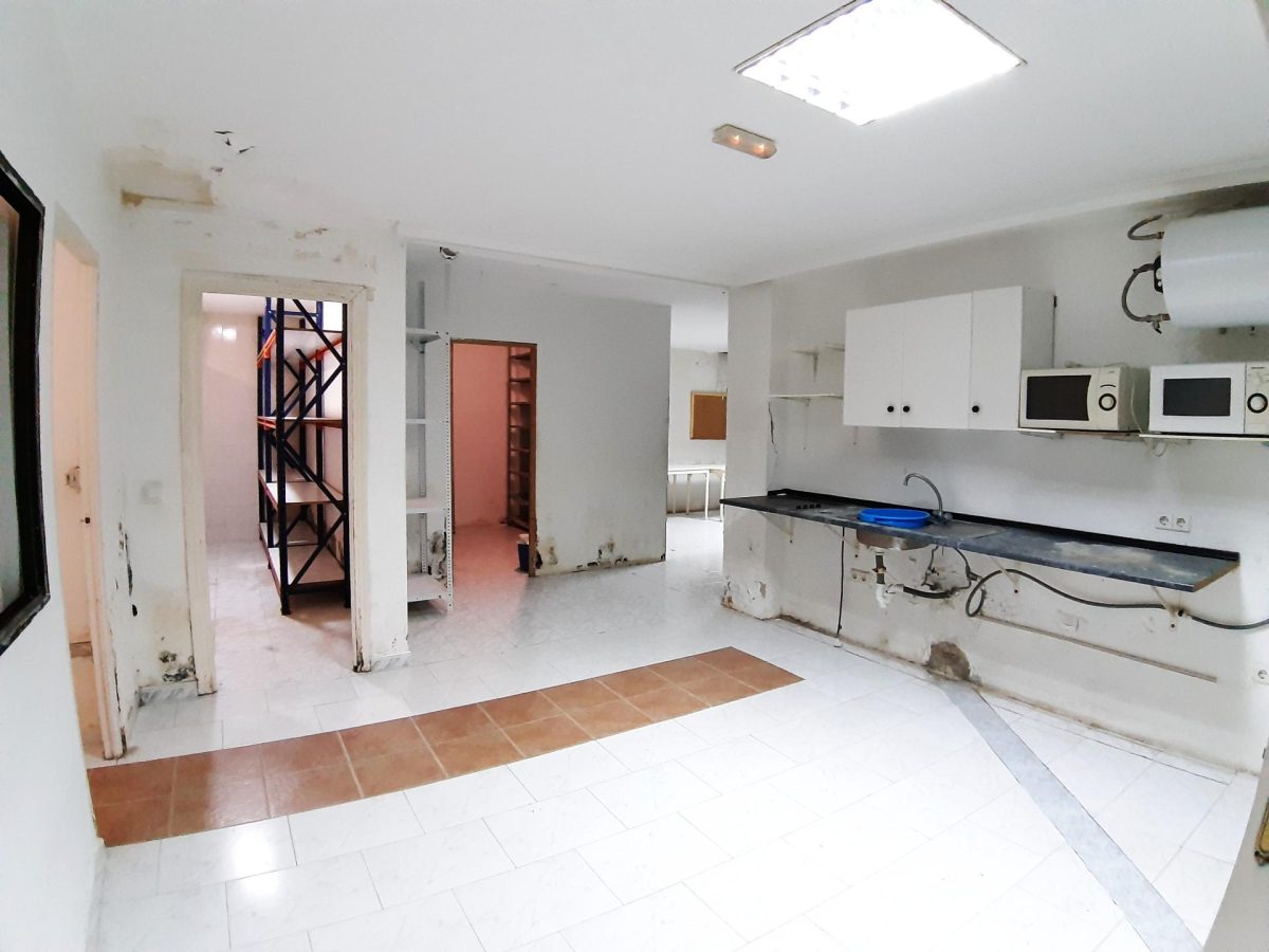 Amplio Local Comercial de 600 m² en Ubicación Estratégica de Calahonda Baja — Foto 27