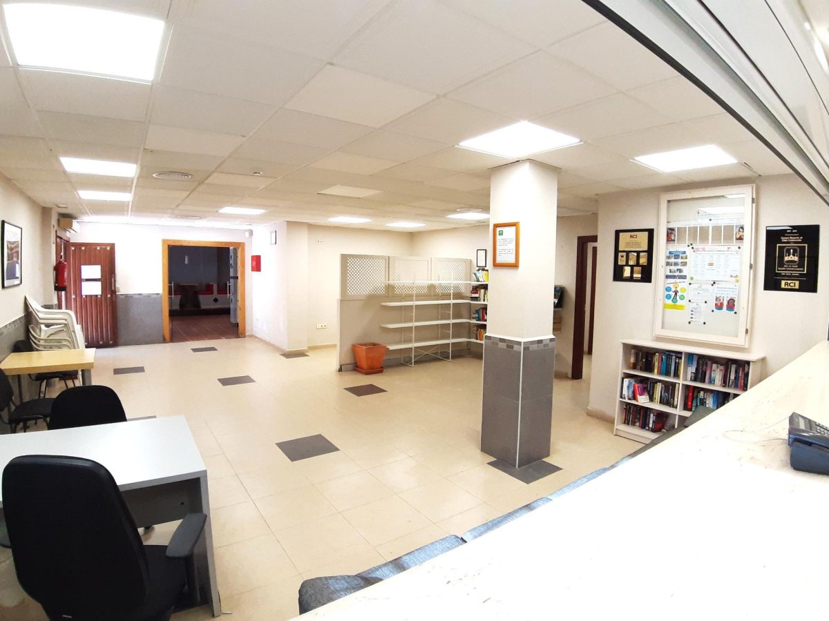Amplio Local Comercial de 600 m² en Ubicación Estratégica de Calahonda Baja — Foto 13