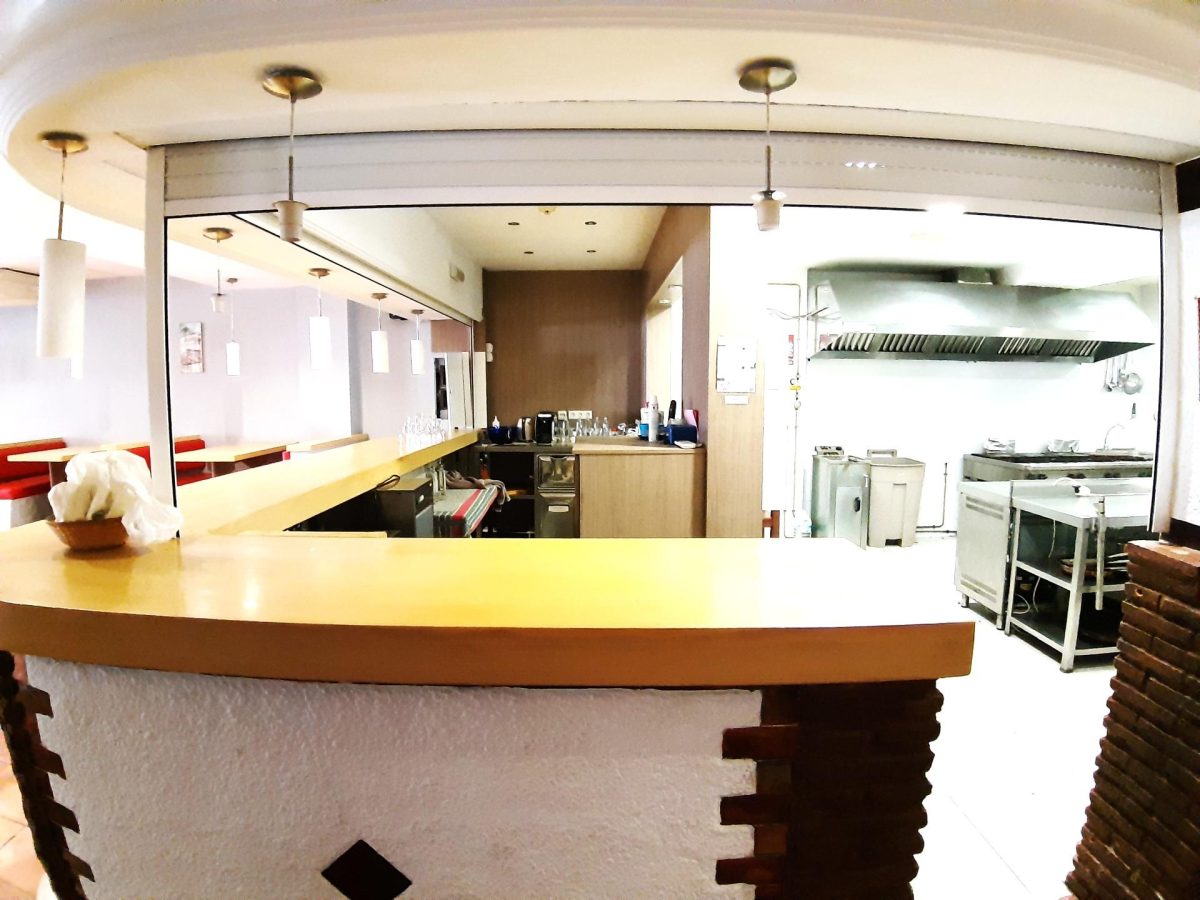 Amplio Local Comercial de 600 m² en Ubicación Estratégica de Calahonda Baja — Foto 7